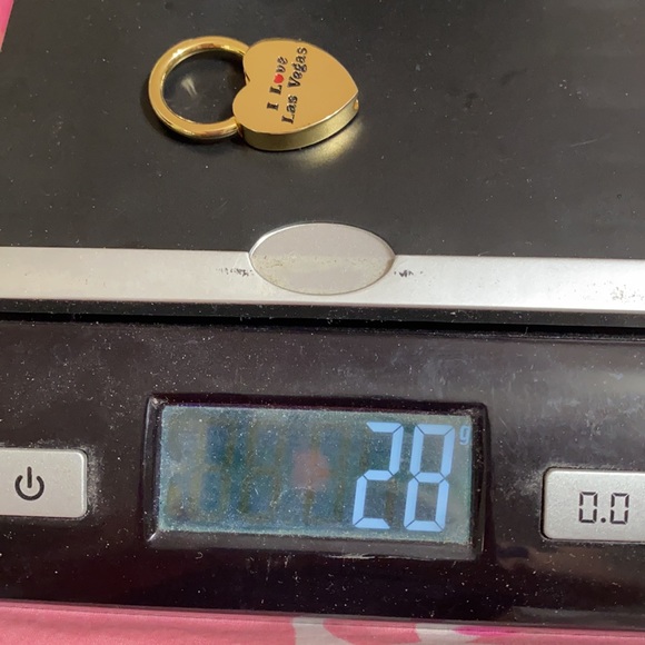 🖤Gold plated💕brass heart keychain - Picture 7 of 8